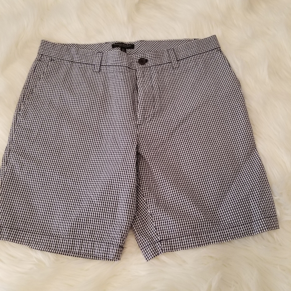 Banana Republic - Picture 1 of 3